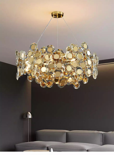 Round kristály csillár.